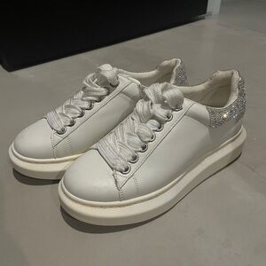 Steve madden platform tennis shoes